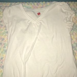 Plain white t-shirt for any occasion